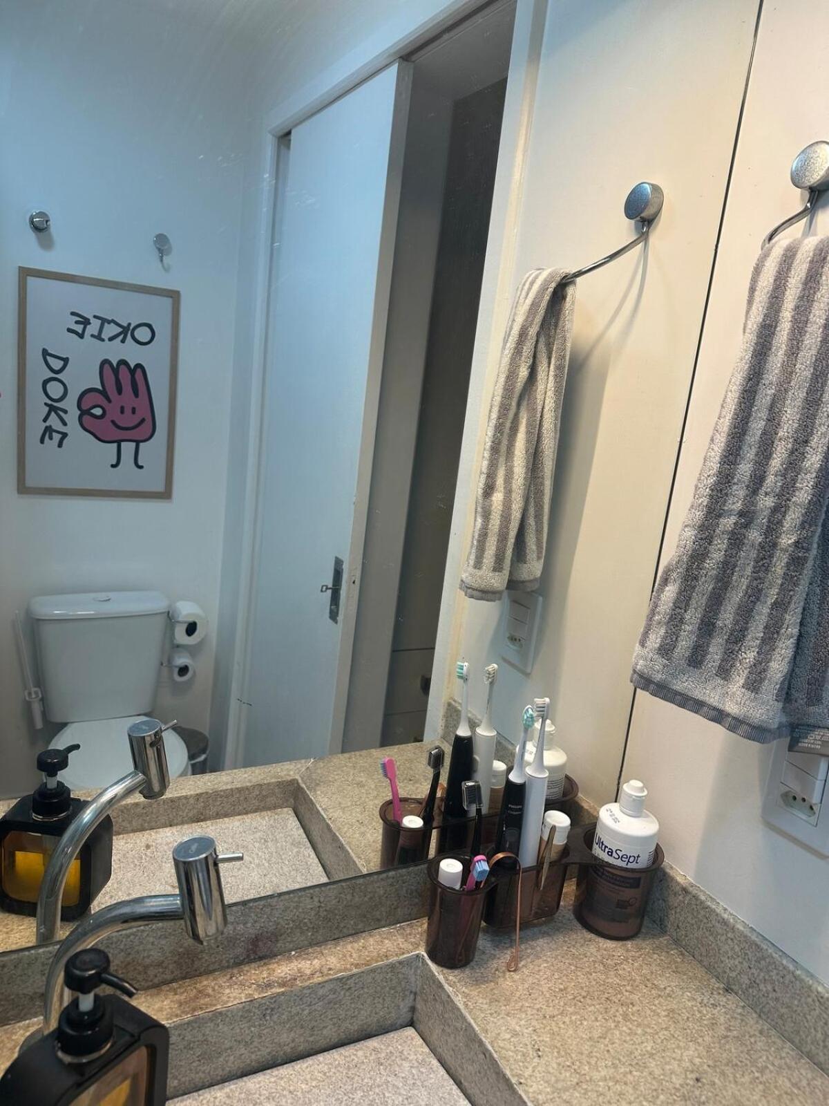 Apartamento Com Banheira Em Area Boemia De Florianopolis